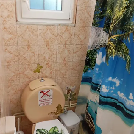Y.m.apartment Будинок відпочинку Rhodes City
